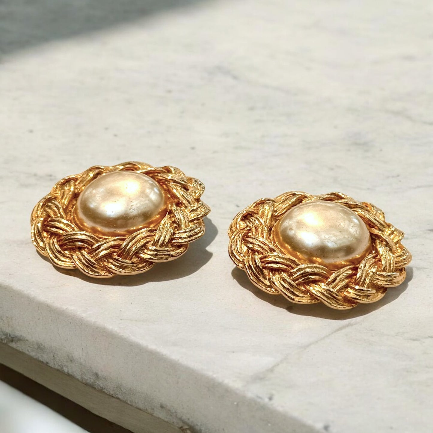 Amazing round pearl earrings #1