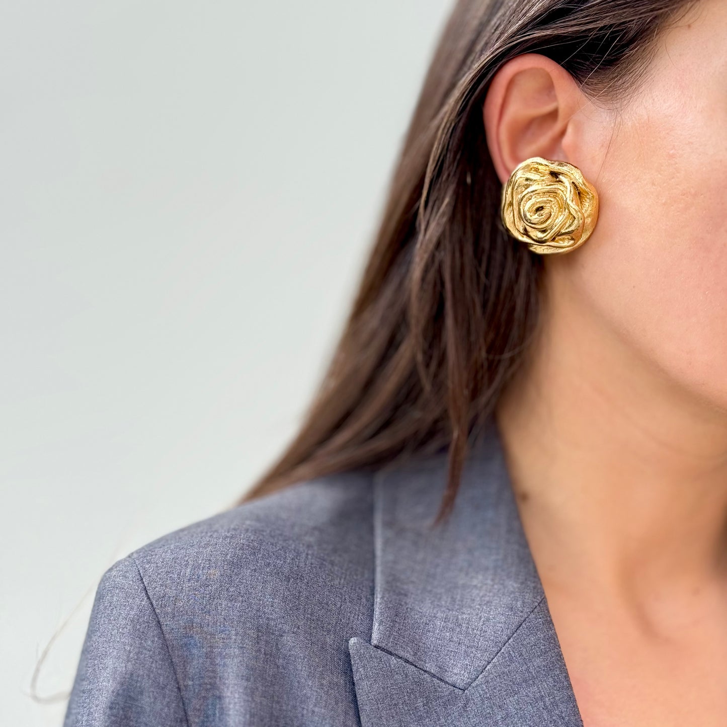 WOW-worthy Jacky flower earrings 1