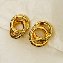 Load image into Gallery viewer, Two hoop earrings