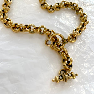 Vintage splendor forcat mesh worked TO clasp
