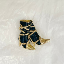 Load image into gallery, Boots brooch