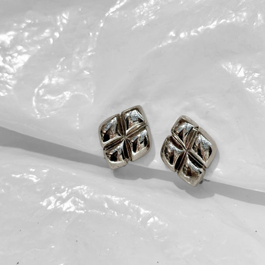 Timeless checkerboard silver earrings