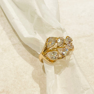 Diamond leaf ring