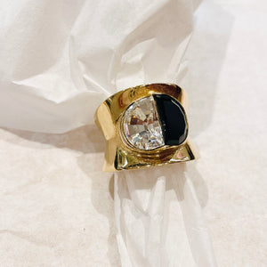 Geometric black and white diamond bangle ring