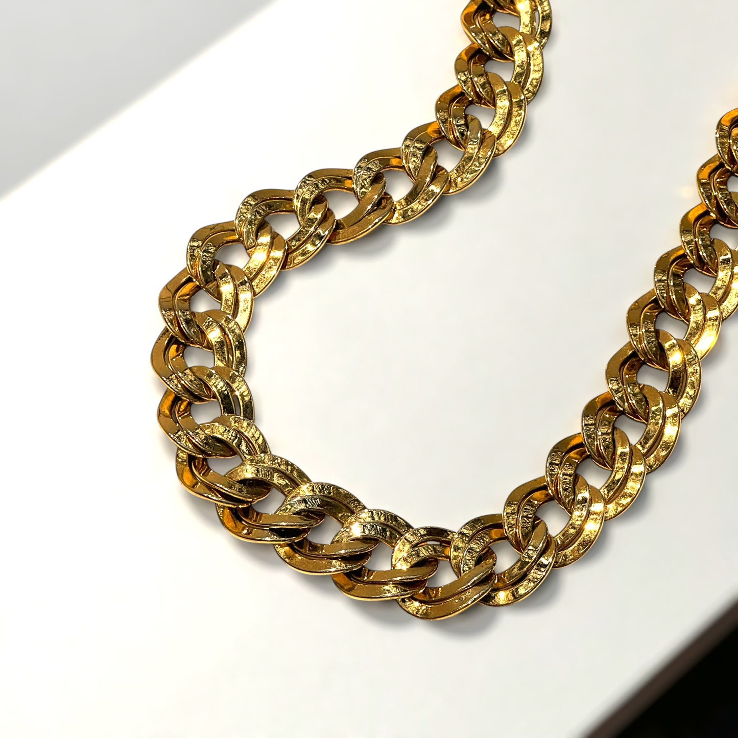 Stunning double curb knit necklace 80s