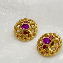 Load image into Gallery viewer, 80s round openwork earrings very beautiful golden purple glass paste