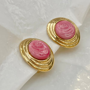 Marbled pink cabochon earrings