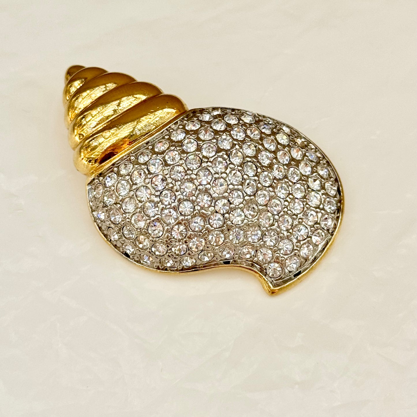 Shell diamond brooch