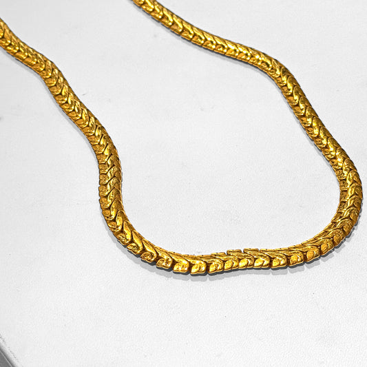 Amazing snake necklace finely worked