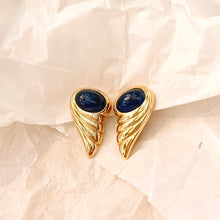 Load the image in the gallery, Very beautiful winged curls, delicately marbled blue stone, beautiful plating