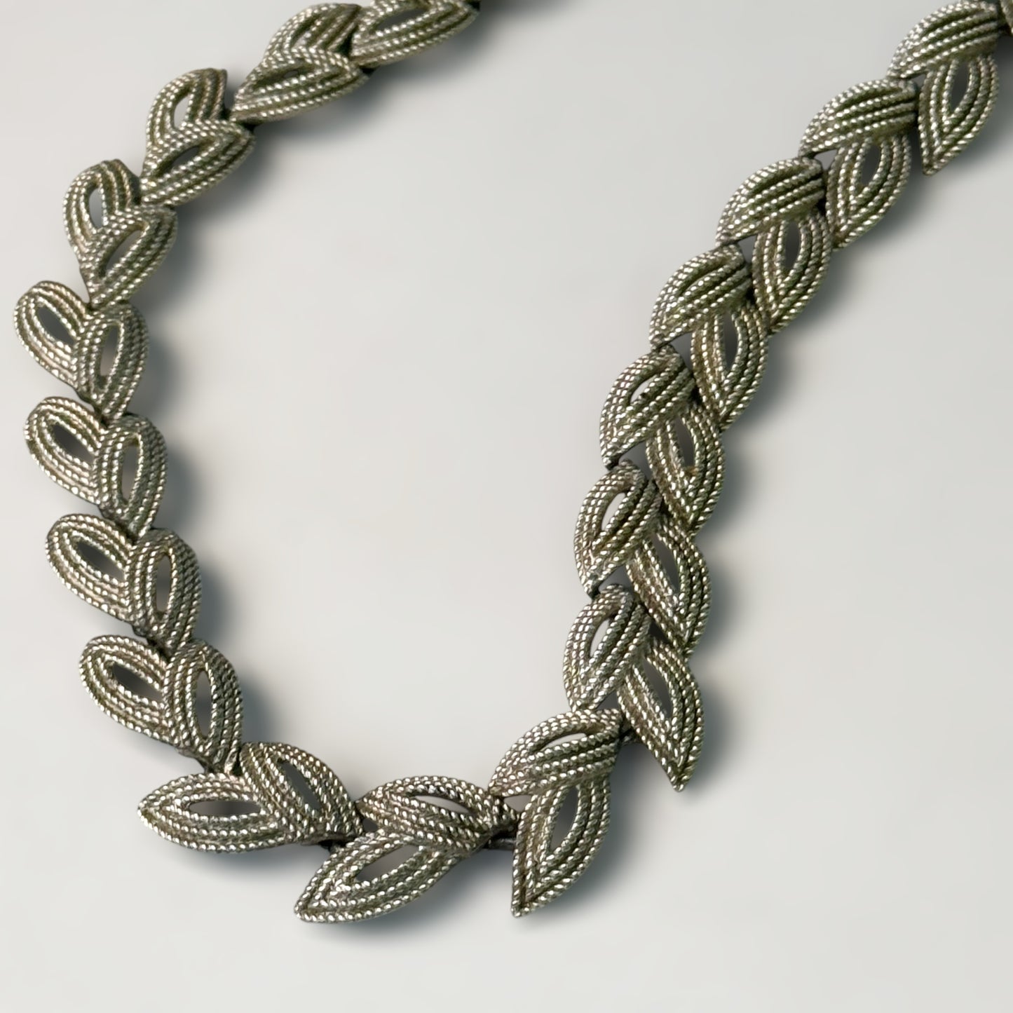 Amazing silver leaf necklace