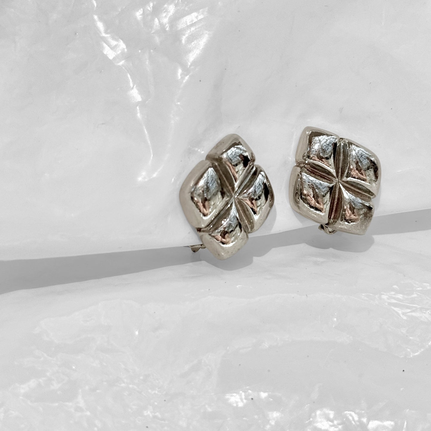 Timeless checkerboard silver earrings