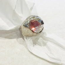Load image into Gallery viewer, Silver barrel ring with a large cut diamond