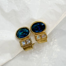 Load image into Gallery viewer, Sublime oval sapphire earrings with two princess-cut diamonds