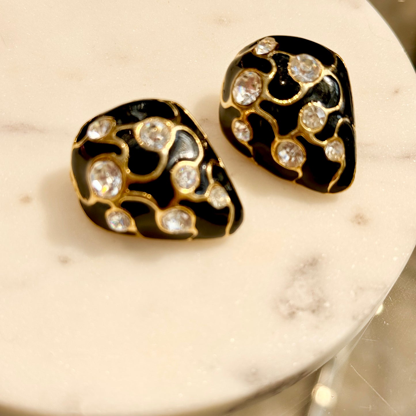 Drop black enamel earrings