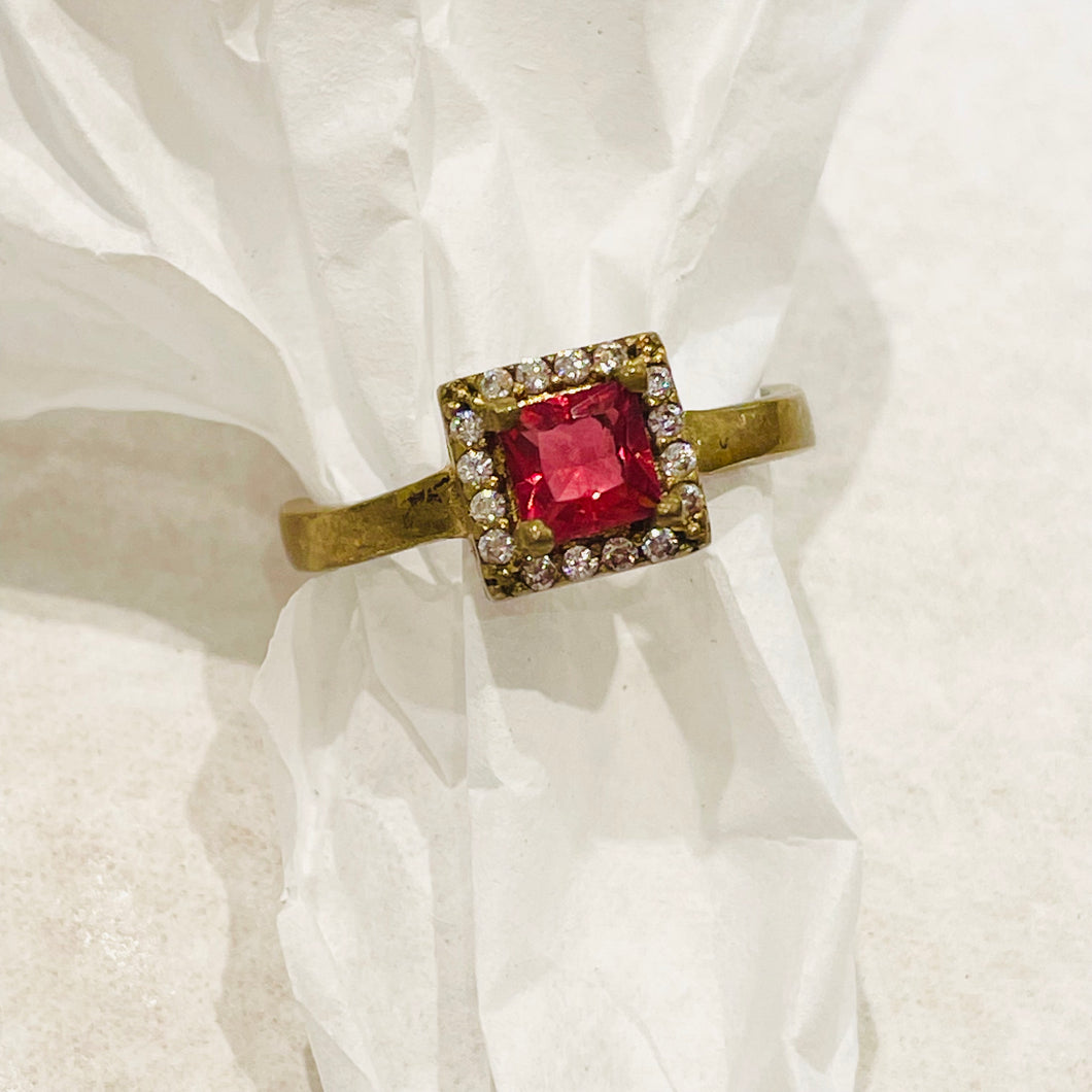 Bague 20s vermeil diamant rouge taille marquise pavé