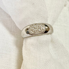 Load the image in the gallery, Silver ring with an oval of rhinestones
