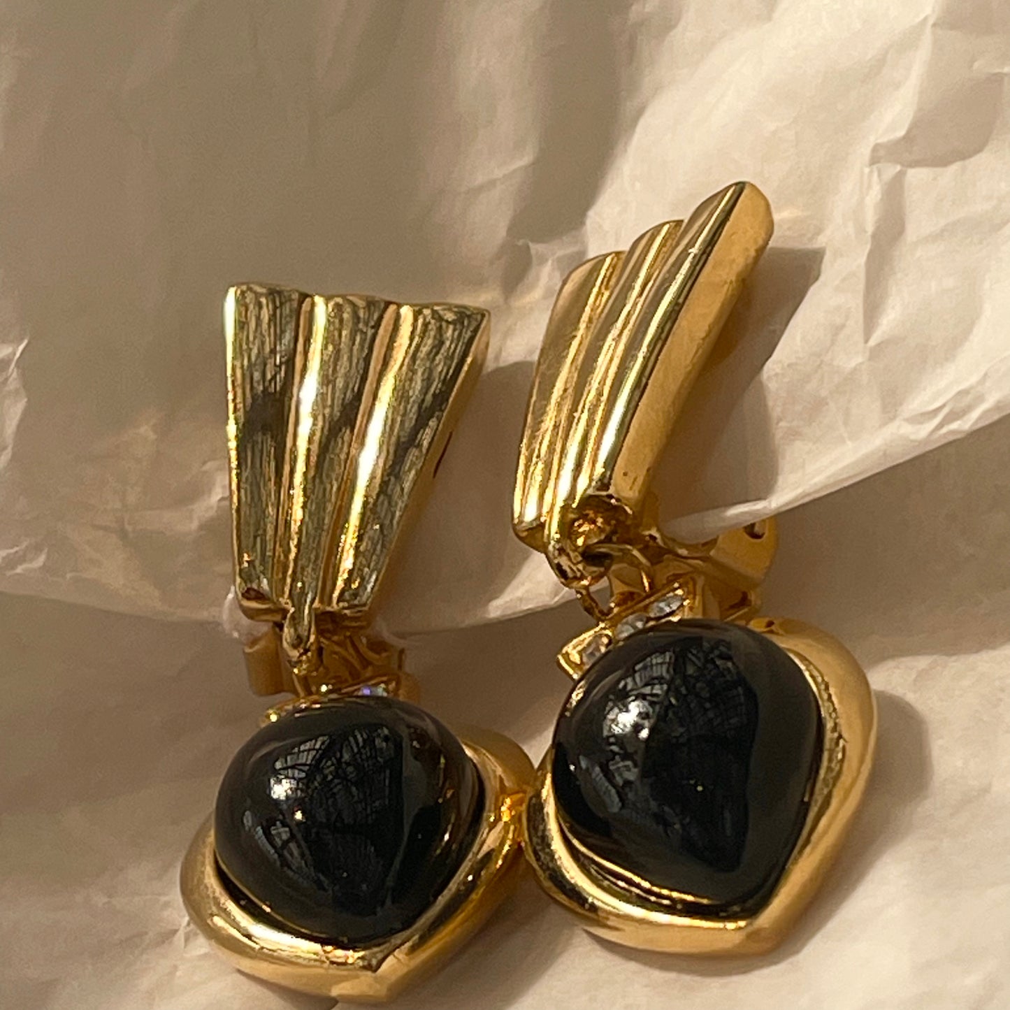 Sublimes boucles pendantes gouttes noires petit strass