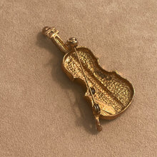 Load image into Gallery viewer, Violin brooch