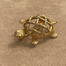 Load image into Gallery viewer, Broche tortuuuue
