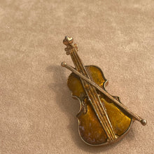Load image into Gallery viewer, Violin brooch