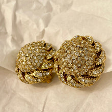 Load image into Gallery viewer, Très belles boucles anciennes rondes cerclage tressé full strass
