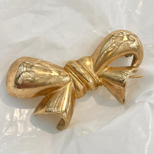 Upload image to gallery, Knot brooch