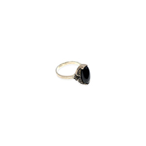 Marquise ring in silver, onyx and marcasite