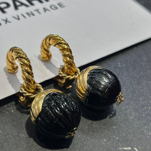Boucles pendantes pampille pierre noire