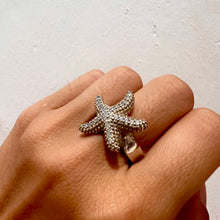 Load image into Gallery viewer, Silver starfish ring
