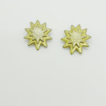 Load and play video in Gallery viewer, Imposing two abstract star earrings