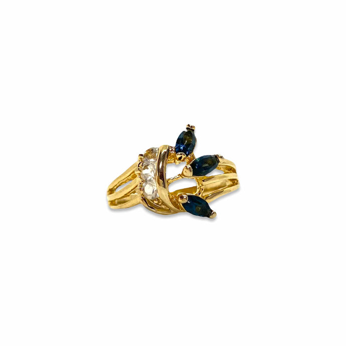 Bague dorée asymétrique diamants faux bleus et blancs vintage de chez GIGI PARIS