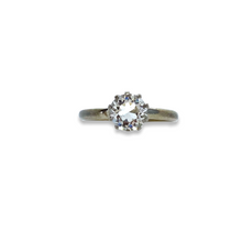 Load the image in the gallery, Fine smooth silver ring with vintage zirconium from GIGI PARIS