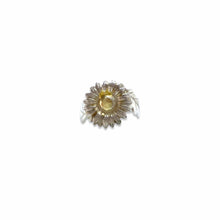 Load image into Gallery viewer, Sunflower ring in vintage silver from GIGI PARIS