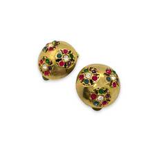Load image into Gallery viewer, Round rhinestone flower earrings with 80s motif