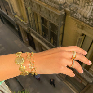 Bracelet doré fin petites perles dorées vintage de chez GIGI PARIS