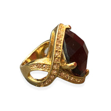 Load image into Gallery viewer, Incroyable bague maxi diam caramel avec volutes pavées
