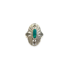 Load the image in the gallery, 60s Art Deco style silver and chrysoprase ring