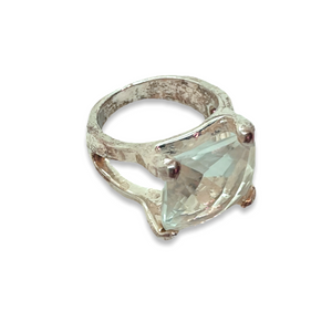 Imposing vintage transparent stone ring from GIGI PARIS