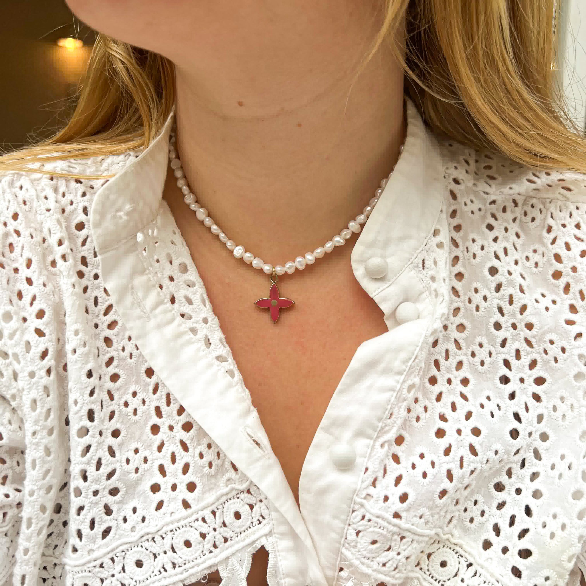 Création GIGI PARIS upcyclé à partir d'un authentique accessoire Louis Vuitton rose